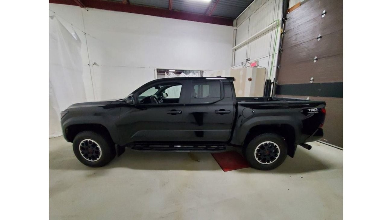 Toyota Tacoma TOYOTA TACOMA TRD SPORT PREMIUM 2024 PETROL canadian spec