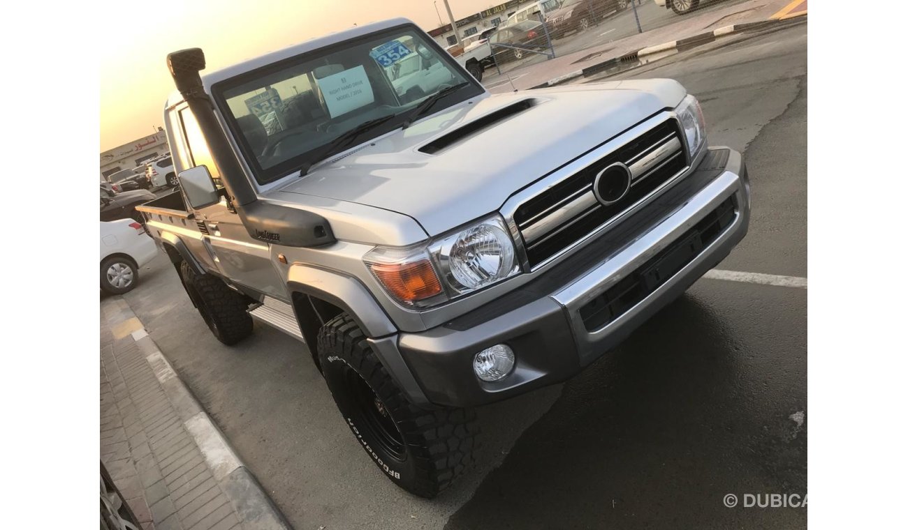 Toyota Land Cruiser Pick Up RIGHT HAND DRIVE