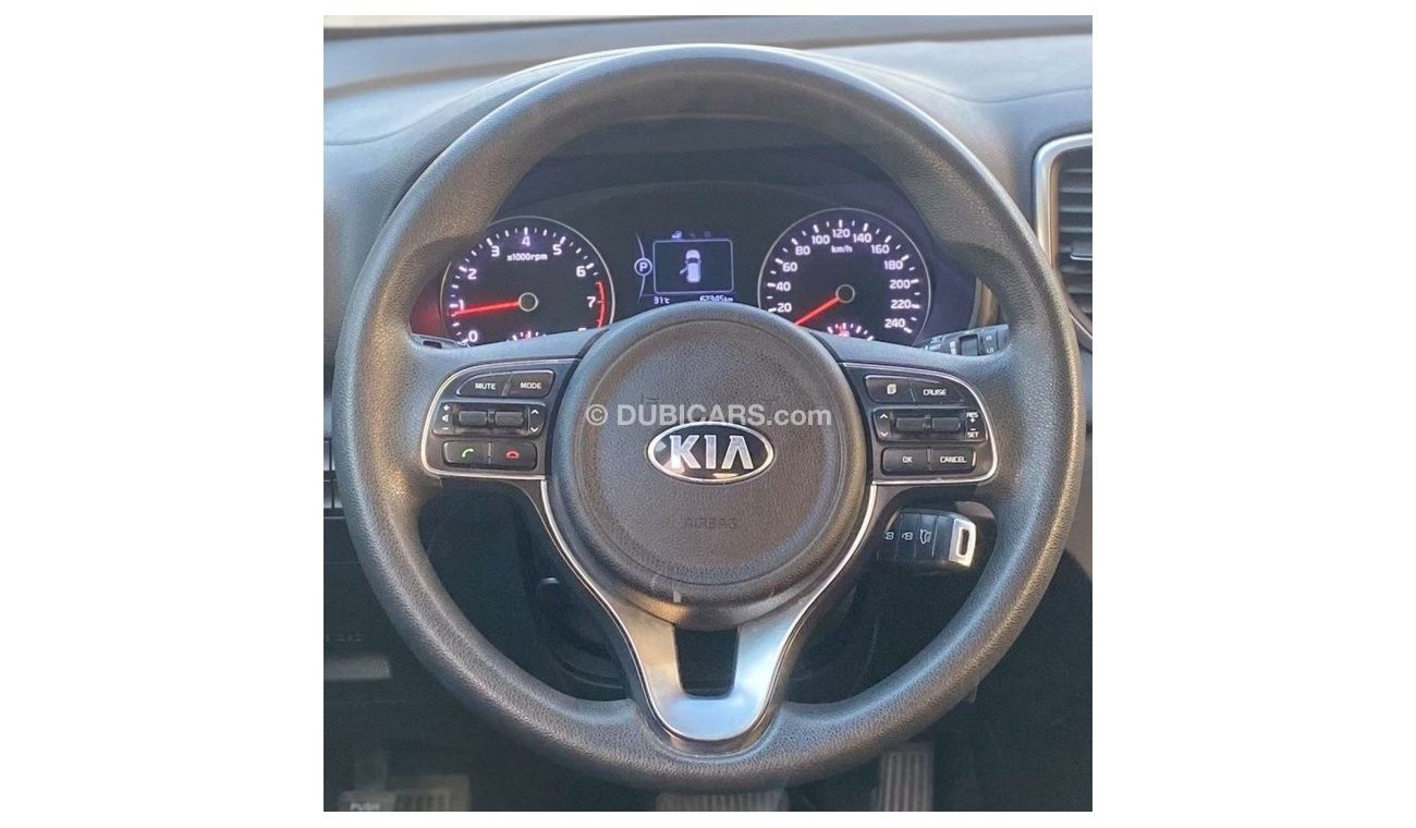 Kia Sportage GT (GCC 1.6 ) very good condition without accident original paint