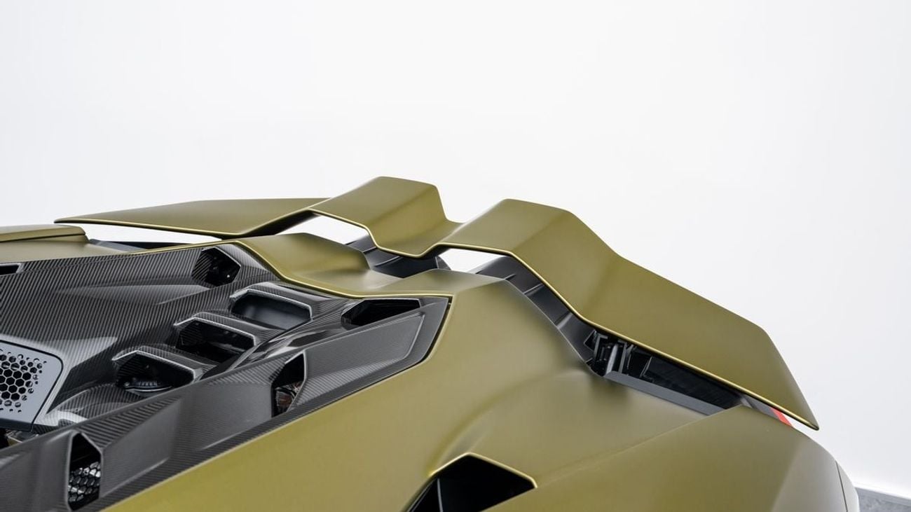 Lamborghini Revuelto - 2025 - GCC - Under 5 Year Warranty and Service Contract