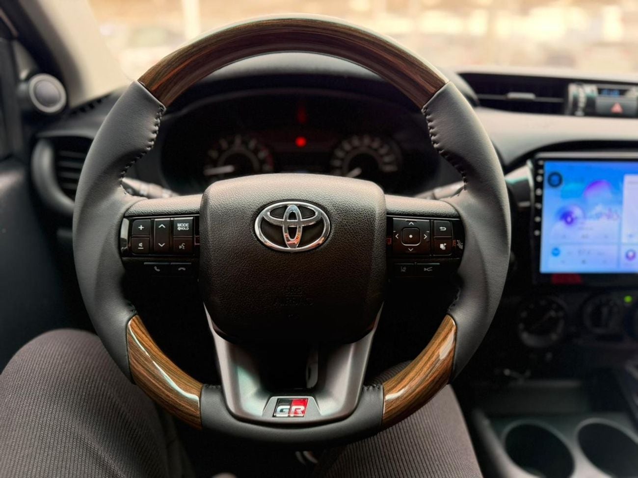 Toyota Hilux GLX 2.7L Double Cab Utility 4WD A/T