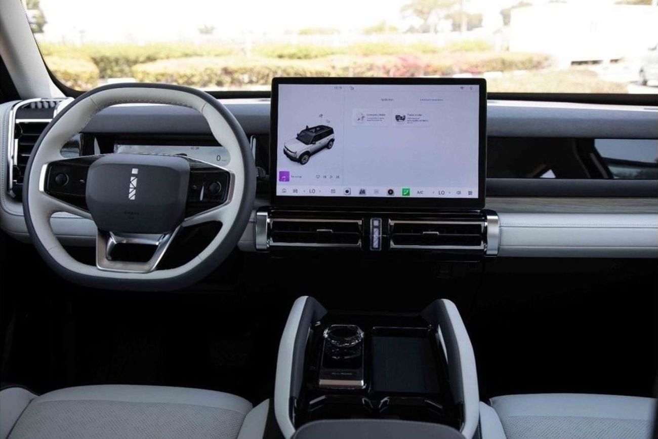 شيري iCar 03 2024 ICAR EQ3 V3 High Performance 4WD - Black inside White | Export price