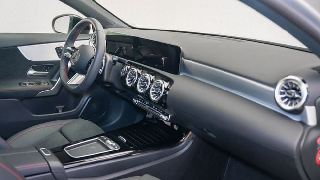 Mercedes-Benz A-Class PREMIUM PLUS, миниатюра 26