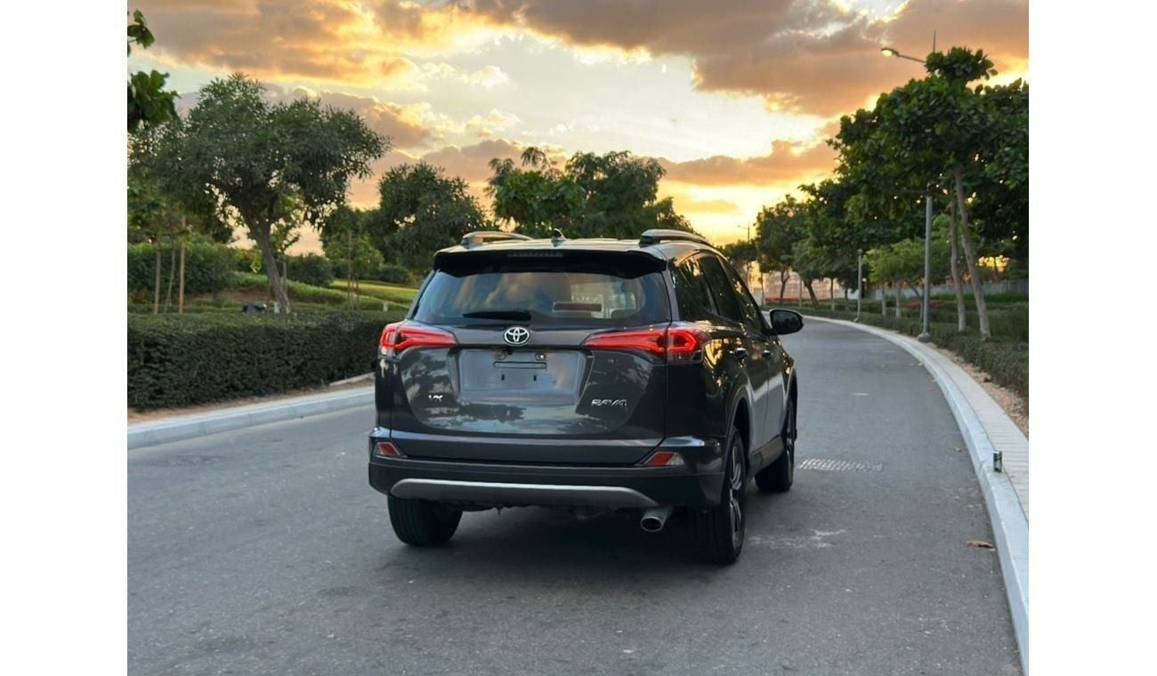 تويوتا راف ٤ VX 2.5L