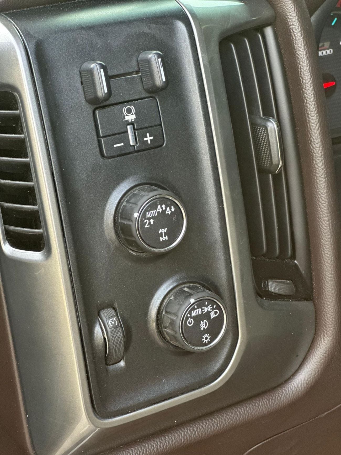 Chevrolet Silverado 1500 REG/CAB LT Z71 CLOTH 1500 C/C LT2 MIDNIGHT ED