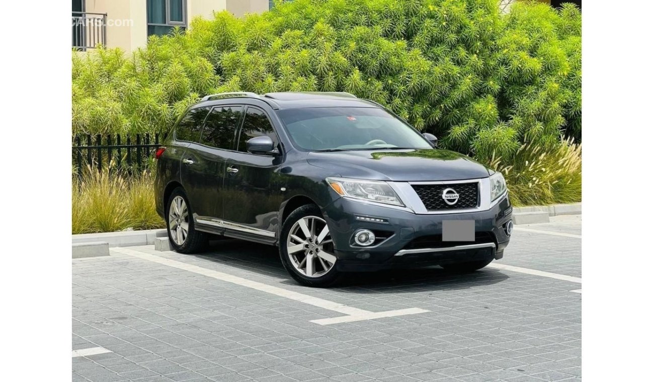 Nissan Pathfinder SL || Sunroof || GCC || 7 seater || Well Maintained || BOOKED !!!