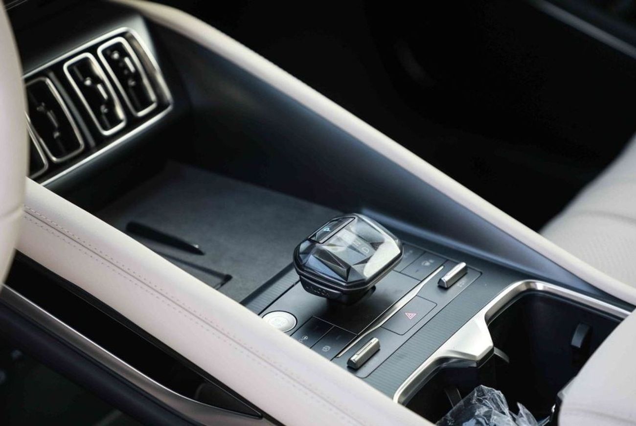 BYD Song L 2024 BYD SONG L EXCELLENT - GREY inside BEIGE & GREY | Export Only