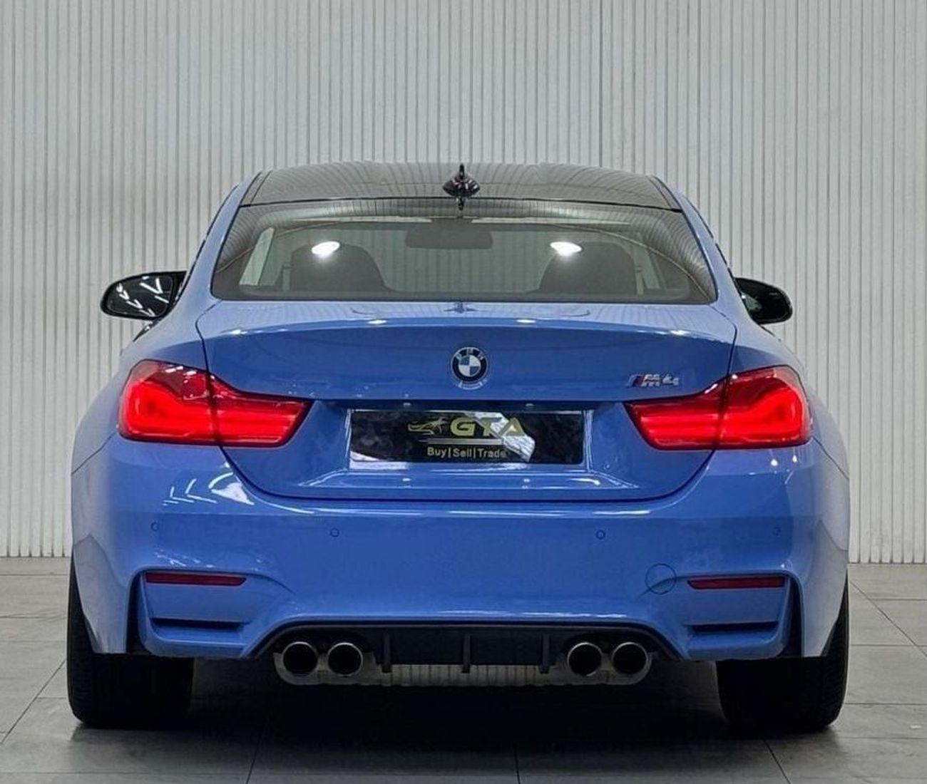 BMW M4 Std 3.0L 2019 BMW M4 Coupe, Warranty, April 2026 BMW Service Pack, Excellent Condition, GCC