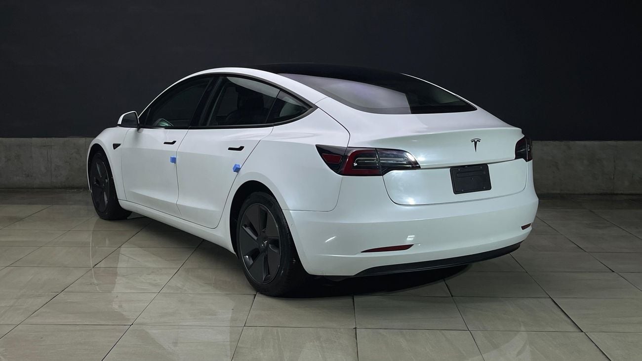 تسلا موديل 3