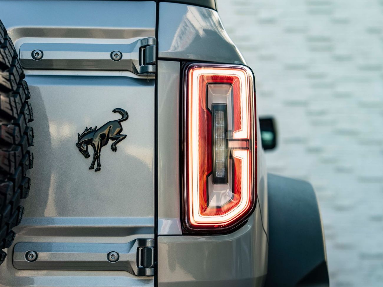 فورد برونكو Wildtrak 2.7L (5 Seater)