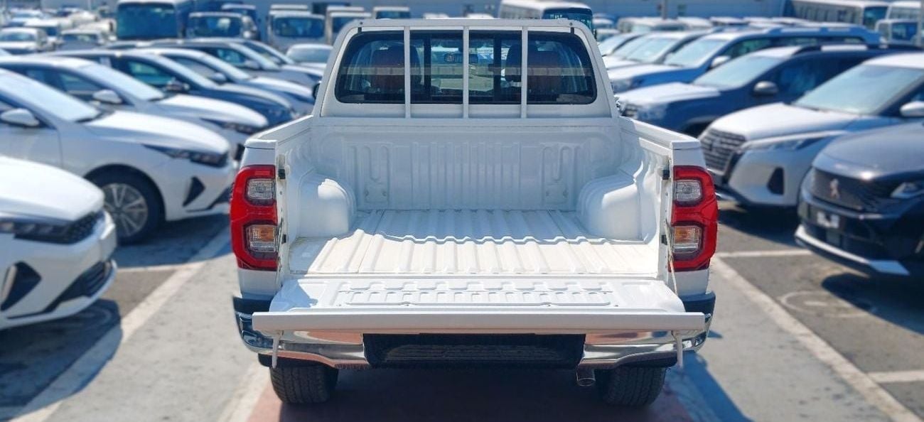 Toyota Hilux Toyota HILUX DC 2.7L Petrol MT 2025YM