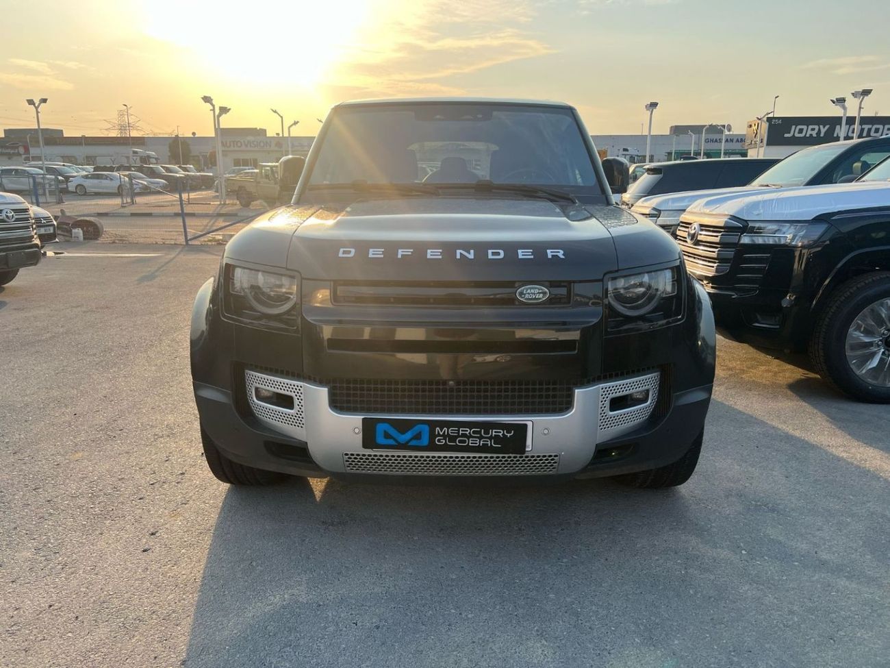 لاند روفر ديفندر 110 SE P400 3.0L