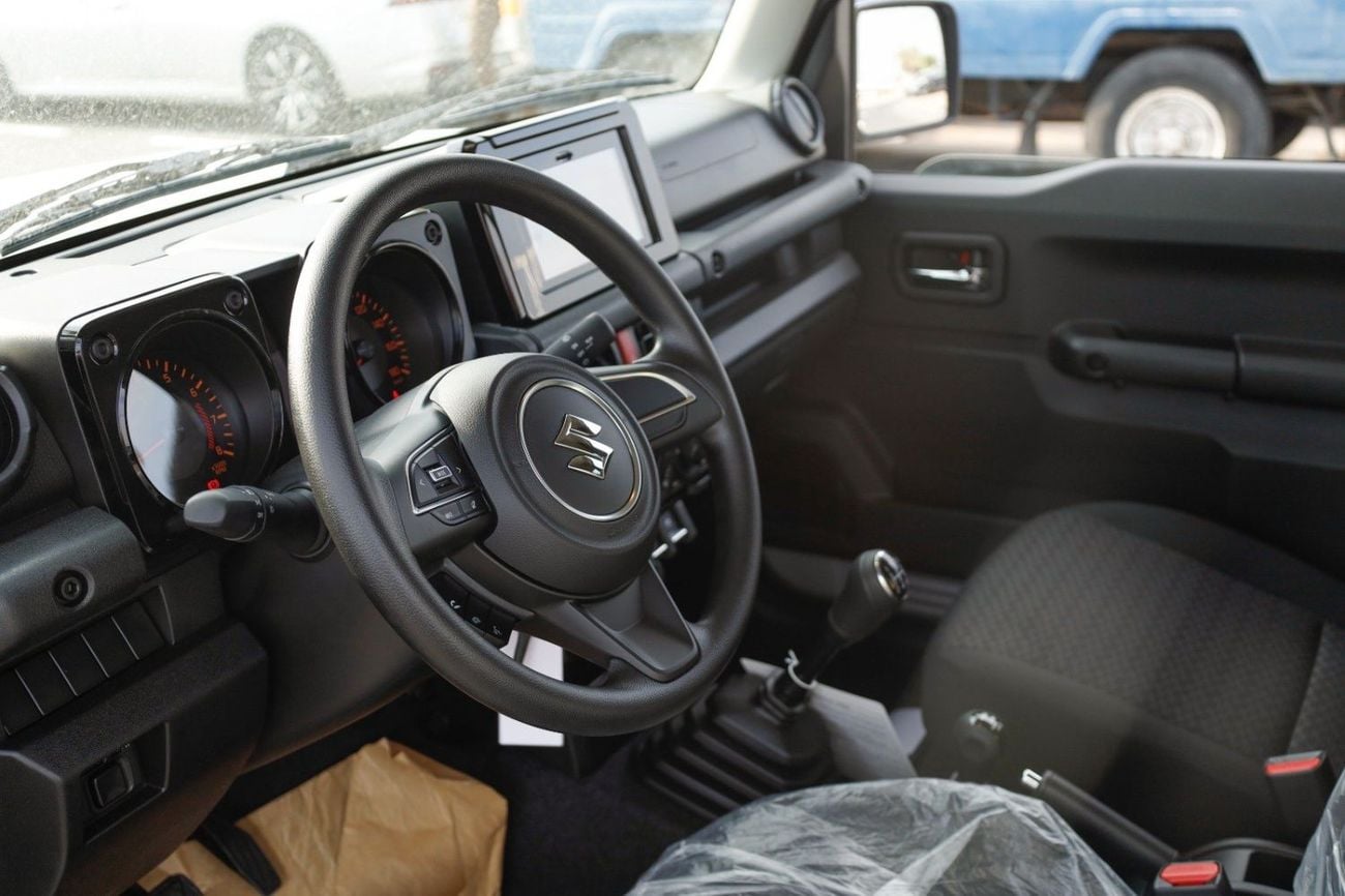 سوزوكي جيمني 3DR Manual 1.5 Petrol