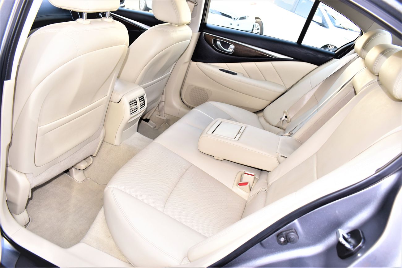 Infiniti Q50 AED 2154 PM | 3.0L LUXURY V6 GCC WARRANTY