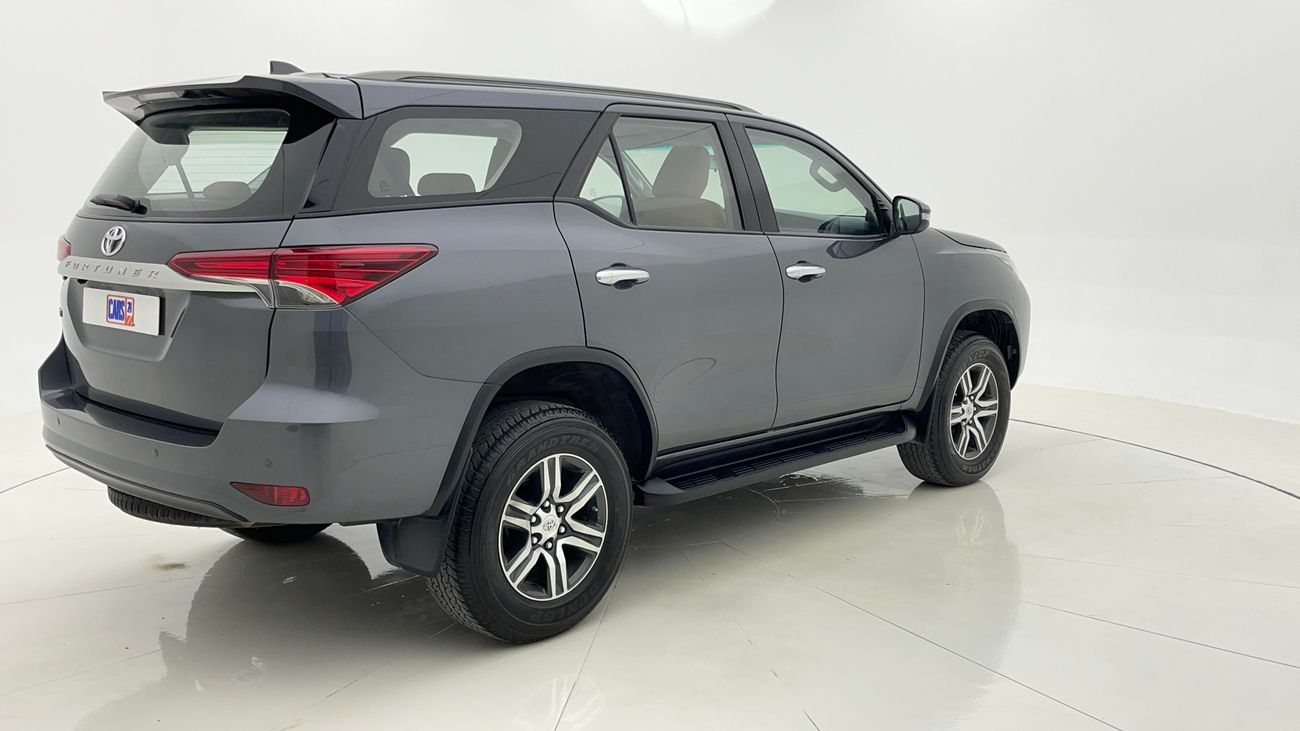 تويوتا فورتونر EXR 2.7 | بدون دفعة مقدمة | اختبار القيادة في المنزل