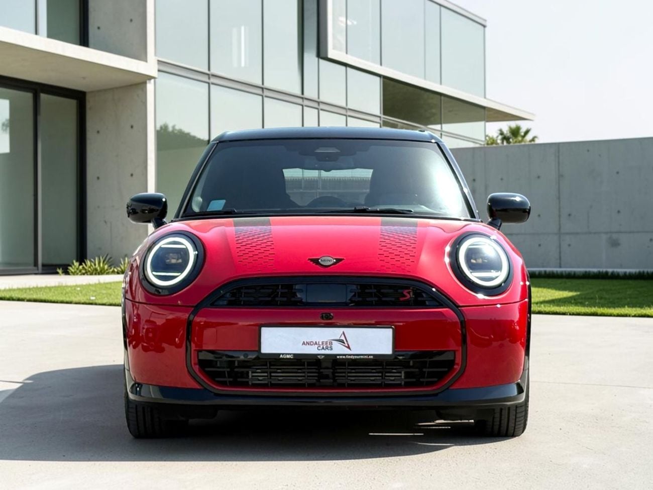 Mini Cooper S AED 2,160 P.M | 0% DP | MINI COOPER S BLACK EDITION | AGENCY WARRANTY | FULL SERVICE HISTORY