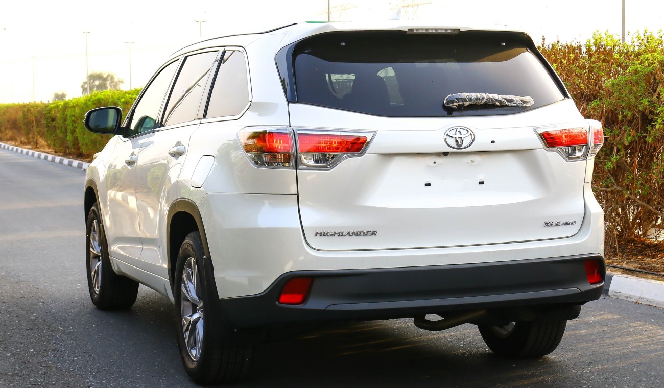 Toyota Highlander XLE AWD