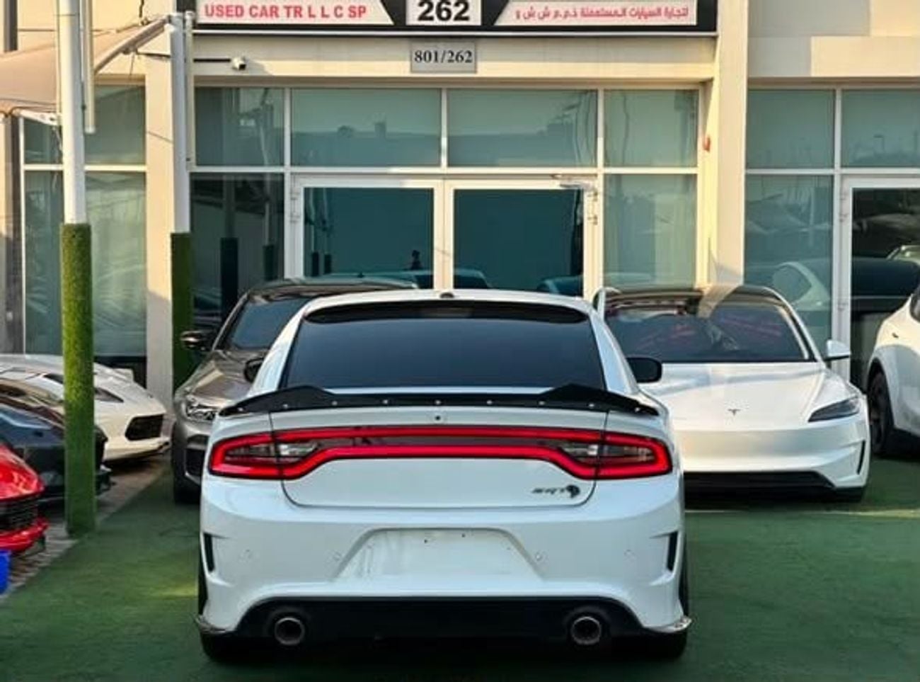 Dodge Charger HELLCAT 6.2L (707 HP) DODGE CHARGER HELLCAT GCC 2017 Original paint Zero accidents Full
