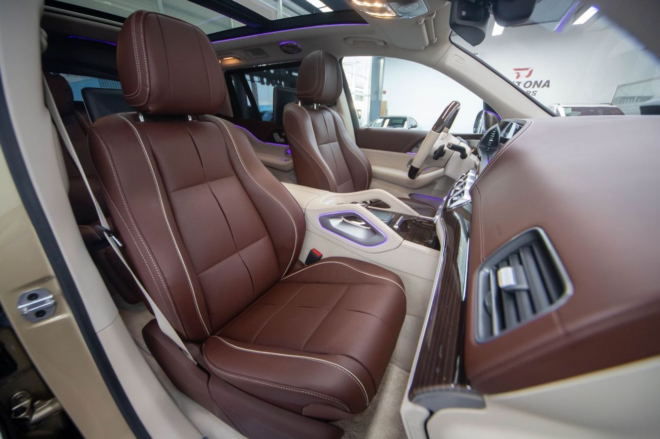 مرسيدس مايباخ gls600 مايباخ Maybach GLS600 | 2024 | 3,500 Km | Two Tone Color