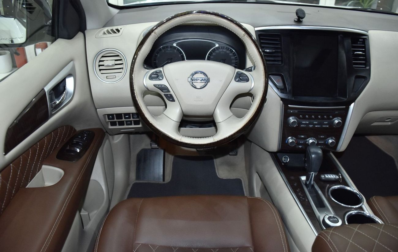 نيسان باثفايندر EXCELLENT DEAL for our Nissan Pathfinder SV 4WD ( 2014 Model ) in White Color GCC Specs