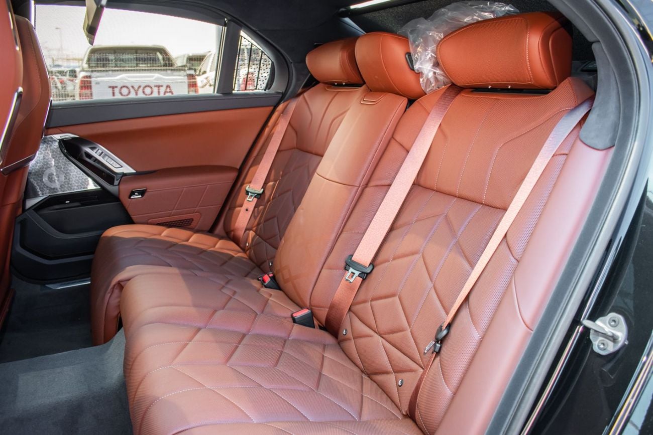 BMW 760i BMW 760i XDRIVE