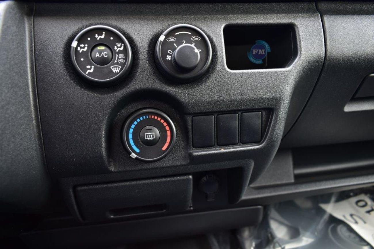 Toyota Hiace Delivery Van High Roof 2.7L Petrol Manual