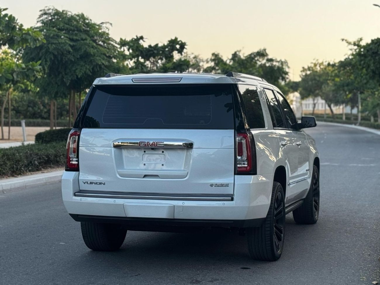 جي أم سي يوكون Denali 6.2L (8 Seater)