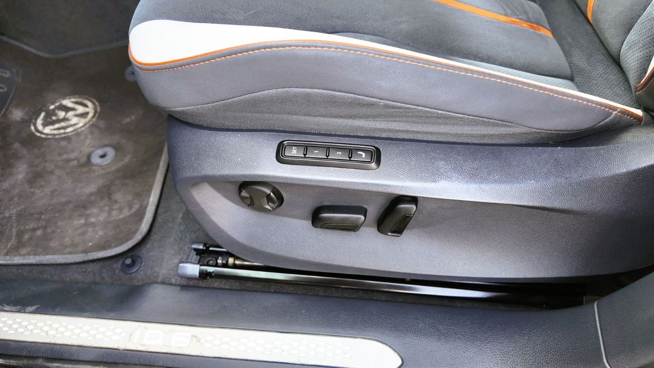 Volkswagen ID.6  CROZZ PRO