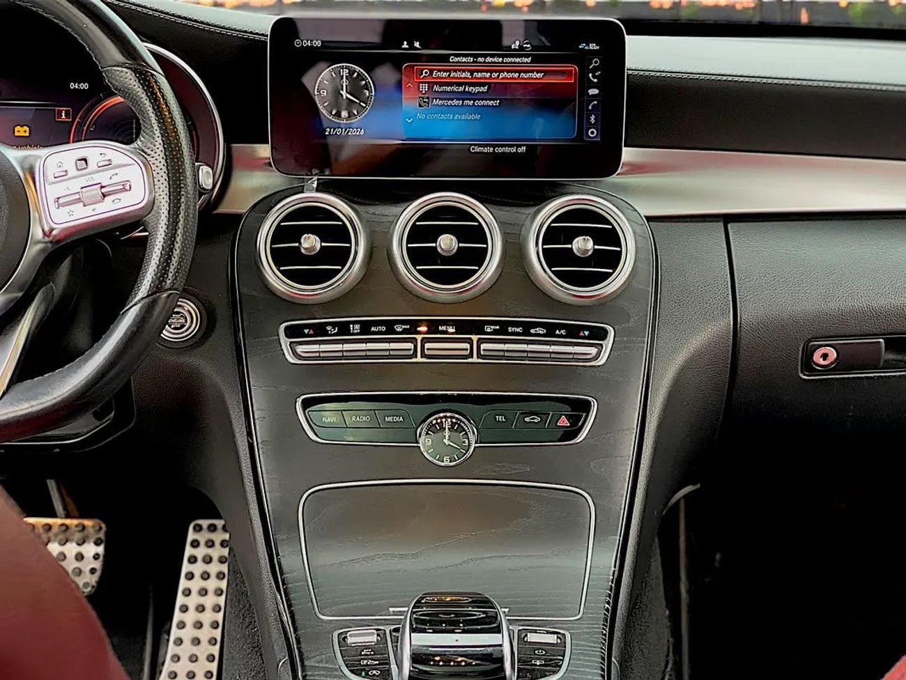 Mercedes-Benz C 200 1,360 PM | |C200 | | GCC | FREE ACCIDENT | FULL SERVICE HISTORY