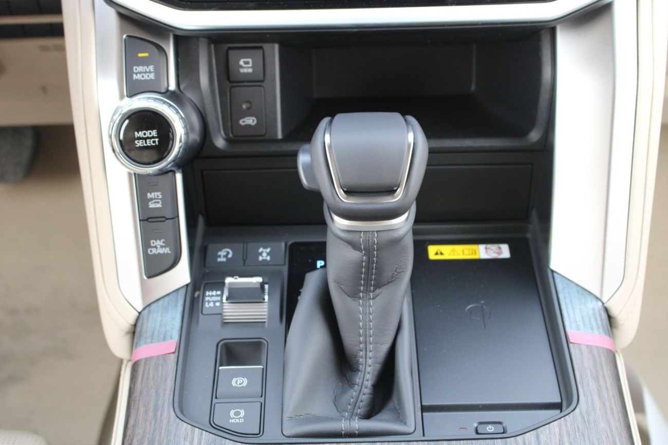 تويوتا لاند كروزر VXR 3.5L