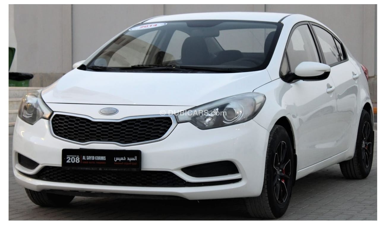 كيا سيراتو كيا سيراتو 2014 خليجي بحالة ممتازة بدون حوادث نظيفه جدا من الداخل والخارج