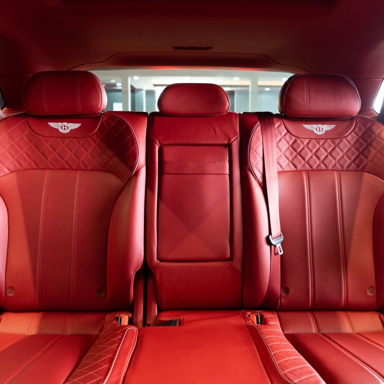 بنتلي بينتايجا AED 4,994 P.M • 0% Downpayment •  Bentley Bentayga W12 • 1 Year Warranty