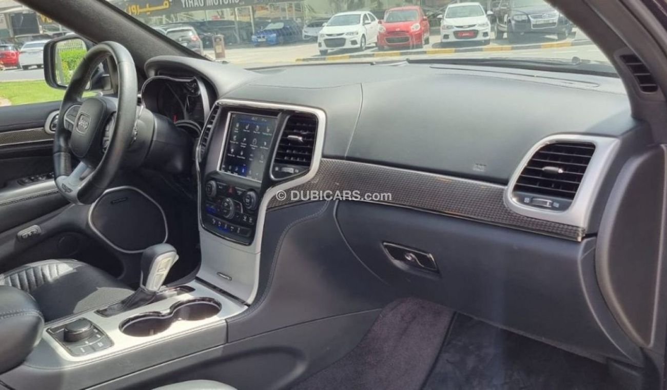 Jeep Grand Cherokee Trackhawk Trackhawk RAMADAN OFFER // DROP PRICE//JEEP TRACK-HAWK// V8 //707 HP//