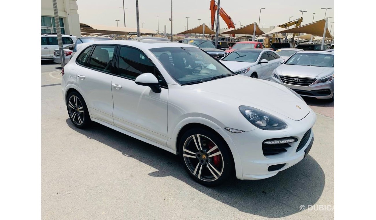 Porsche Cayenne GTS