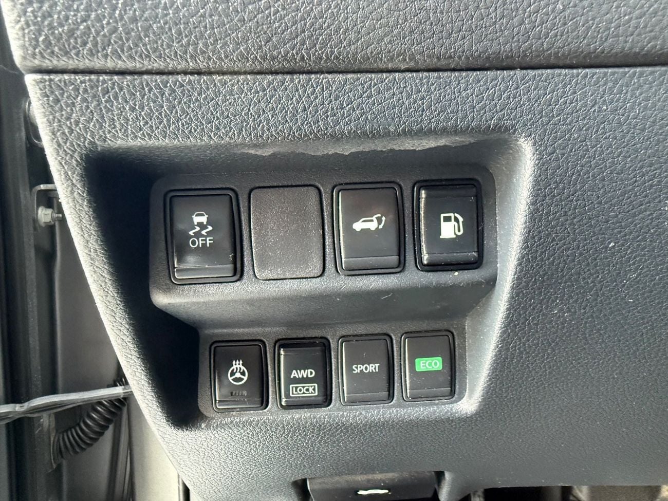 نيسان روج Nissan Rogue 2018 SV V4 Full automatic