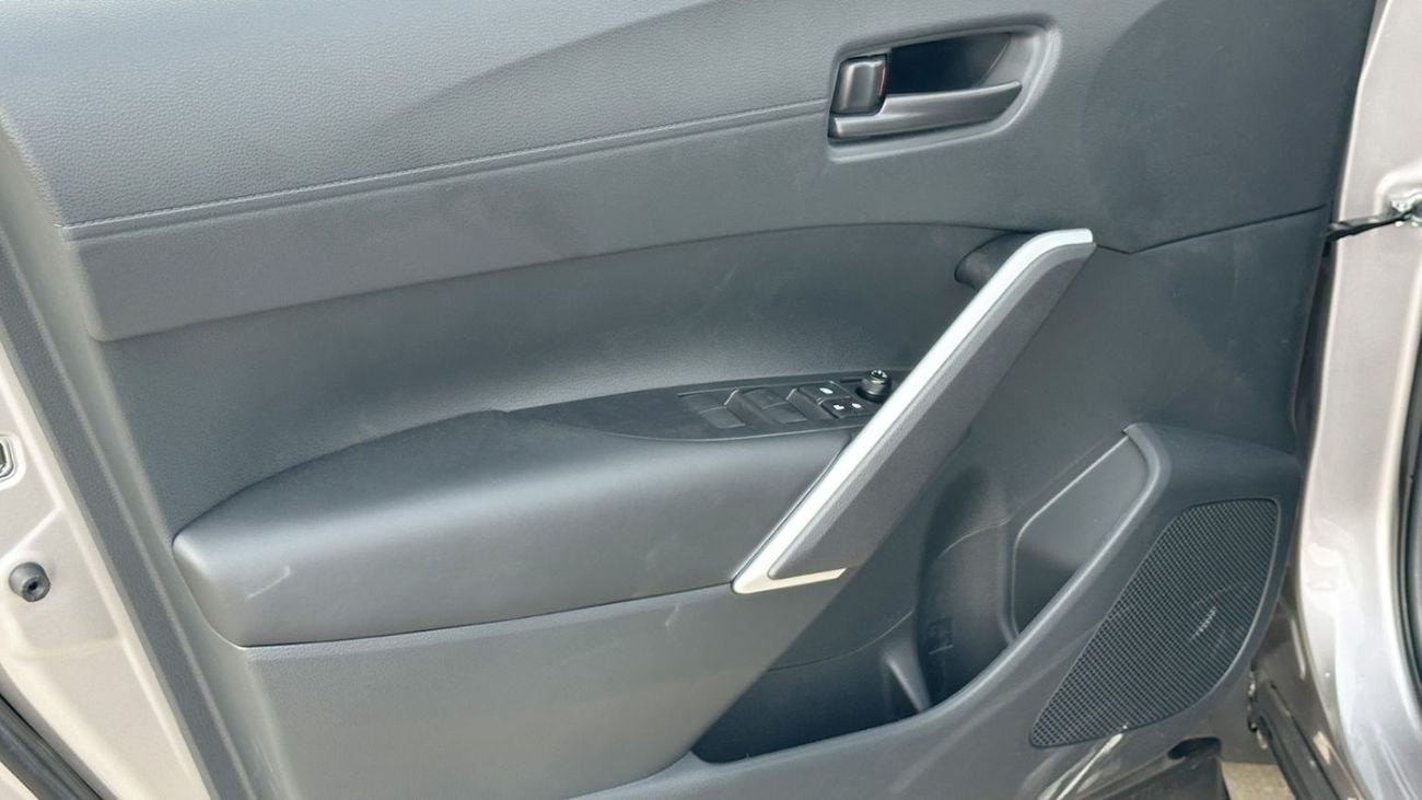 تويوتا كورولا كروس 65000 Corolla Cross petrol 1.5L AT MY2025 0KM