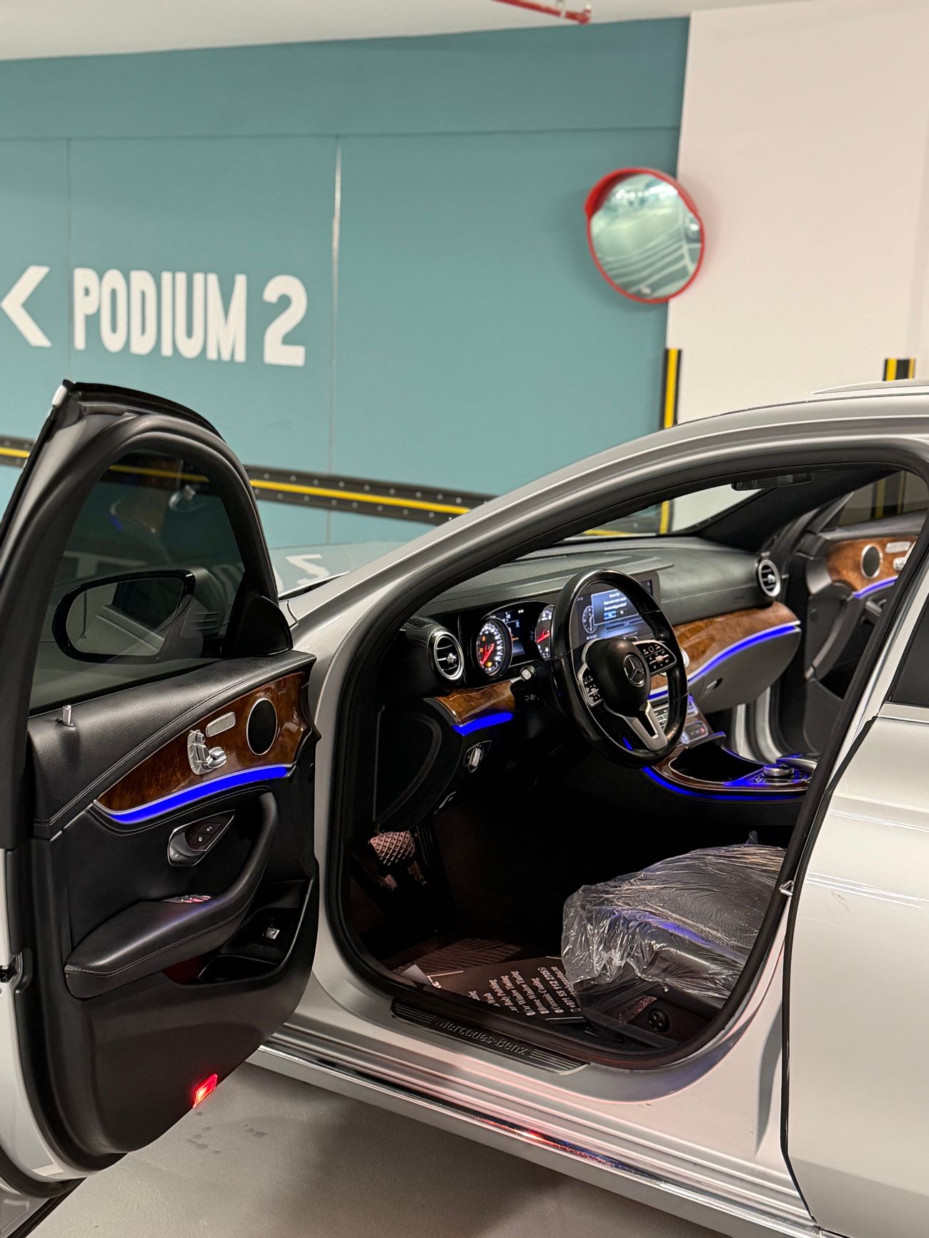 Mercedes-Benz E300 4MATIC 2019