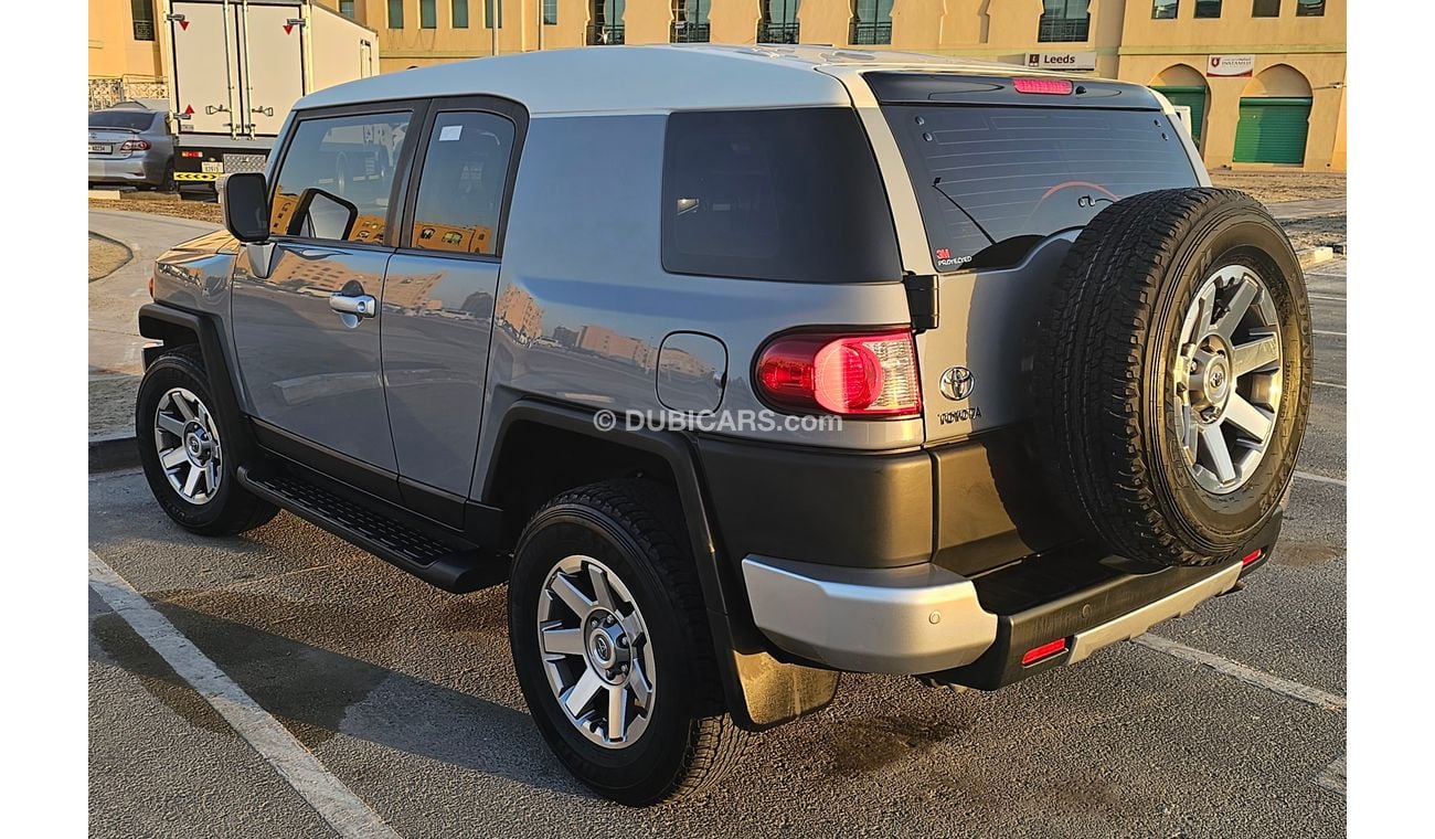 تويوتا إف جي كروزر