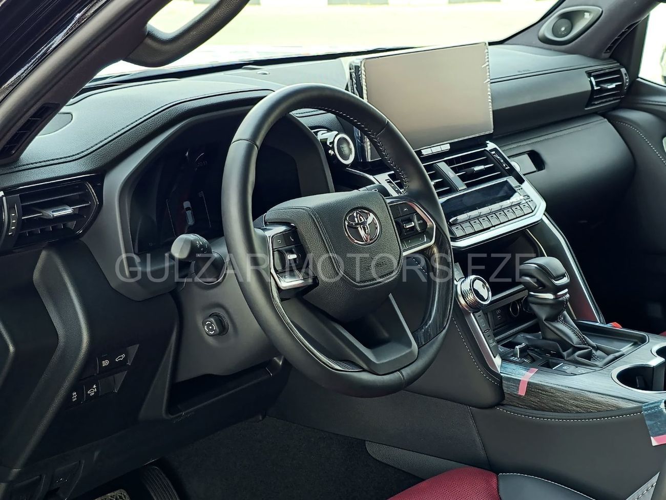 تويوتا لاند كروزر TOYOTA LC300 PETROL 3.5L VXR - Z - RADAR - FULLY LOADED - 2025 MODEL - BLACK INSIDE BLACK/RED - OMAN