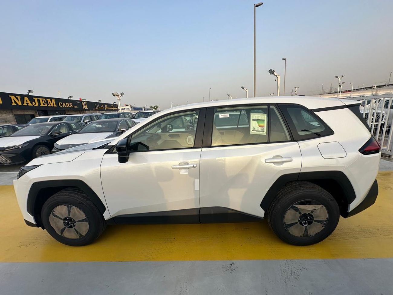 تويوتا راف ٤ 2.5L EX Hybrid