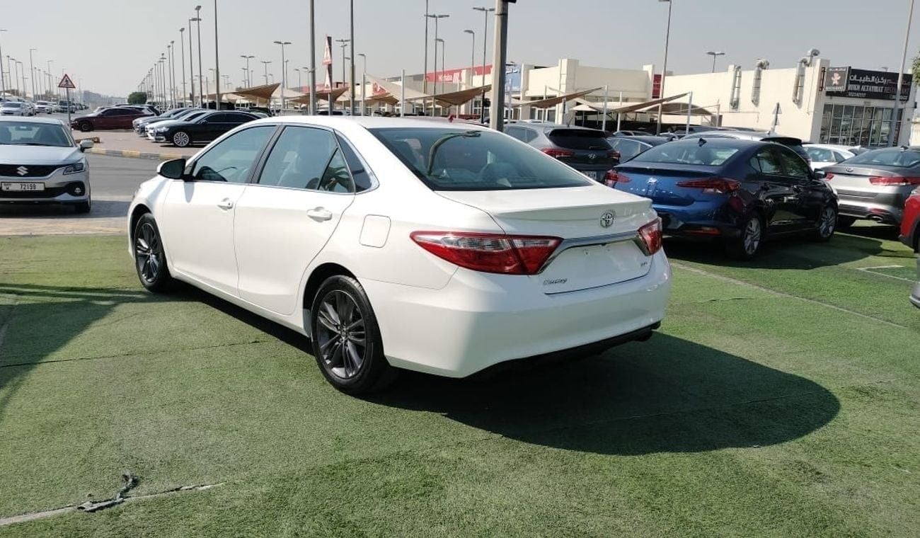 Toyota Camry GL 2.5L