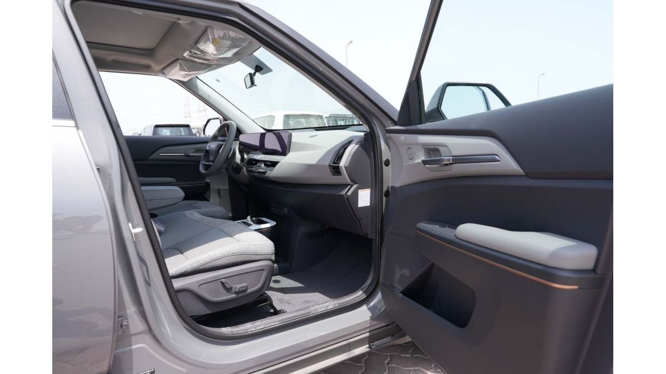 كيا EV5 2023 KIA EV5 AIR 530 - رمادي من الداخل رمادي | للتصدير فقط