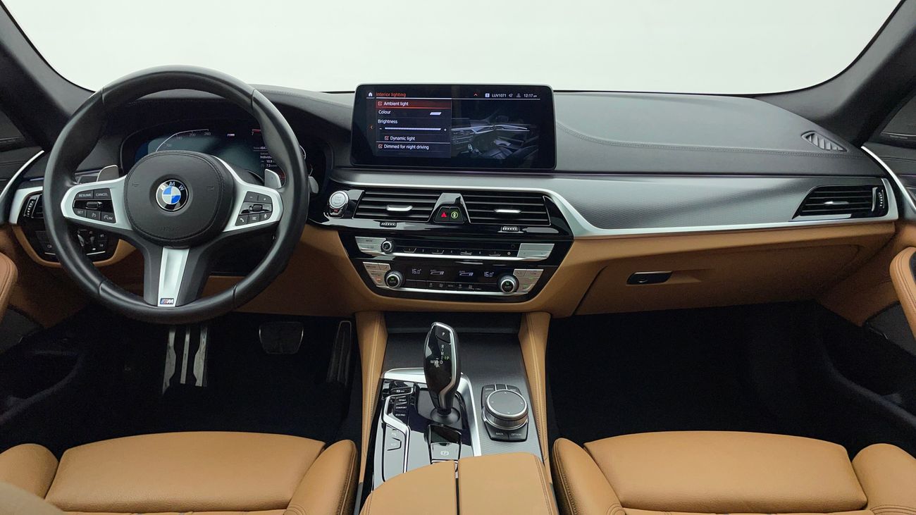 بي أم دبليو 530i M SPORT 2 | بدون دفعة مقدمة | اختبار قيادة مجاني للمنزل