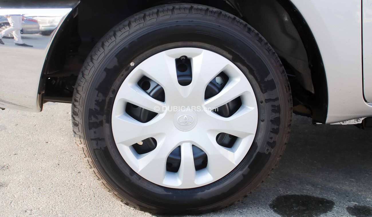 Toyota Hilux TOYOTA HILUX 2.4 M/T D*C 4X2
