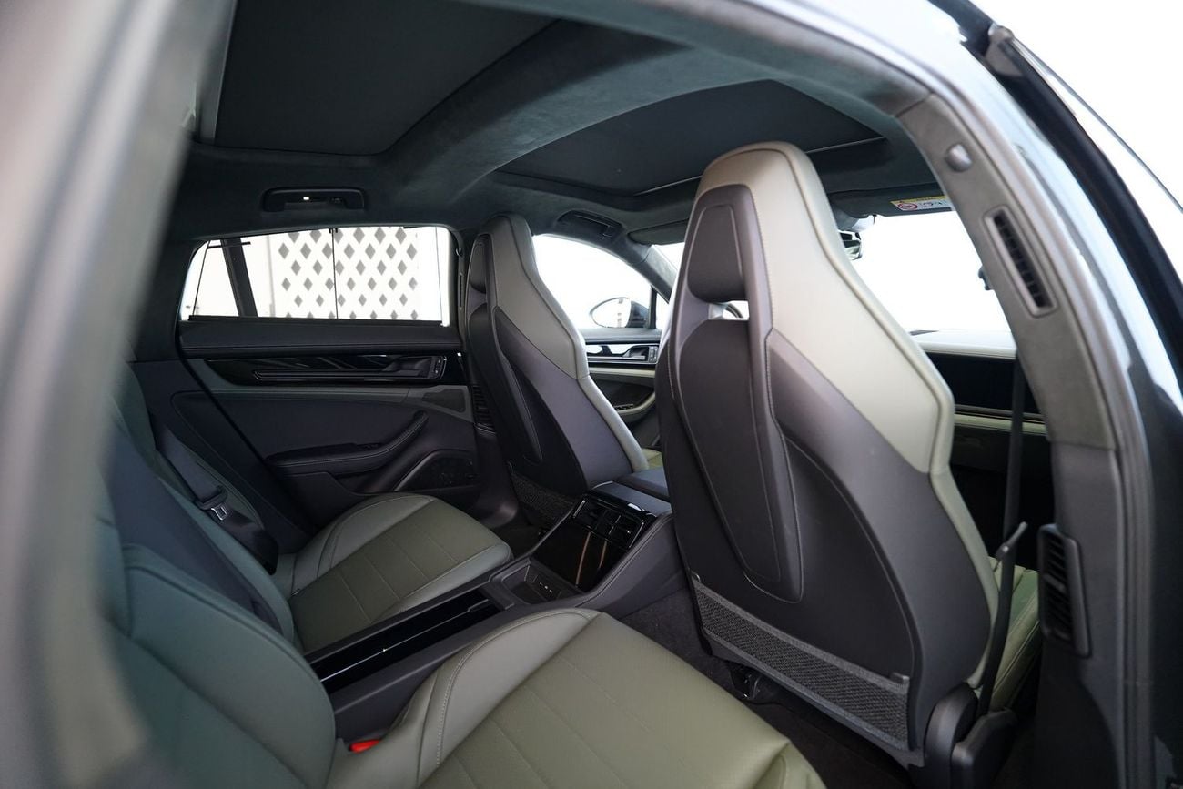 Porsche Panamera 4 3.0L