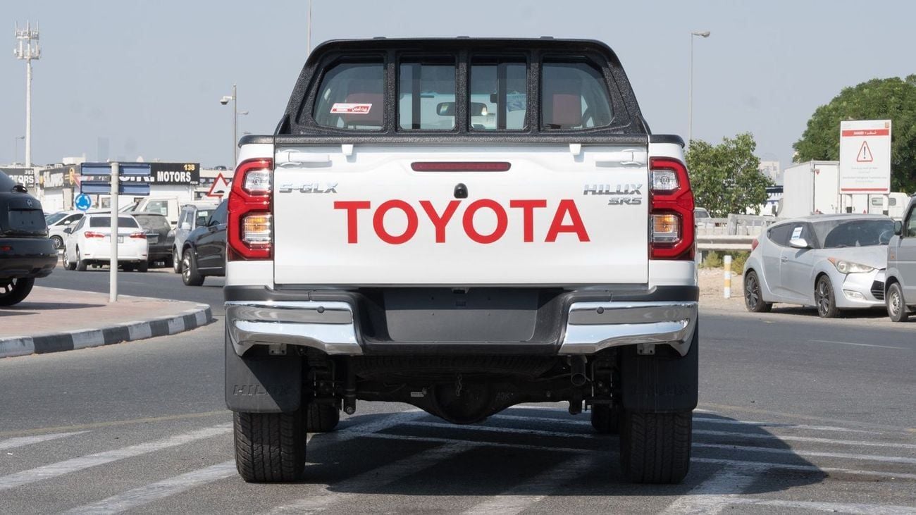 تويوتا هيلوكس 2025 Toyota Hilux SGLX 2.7L MT Petrol with Ventilated Seat