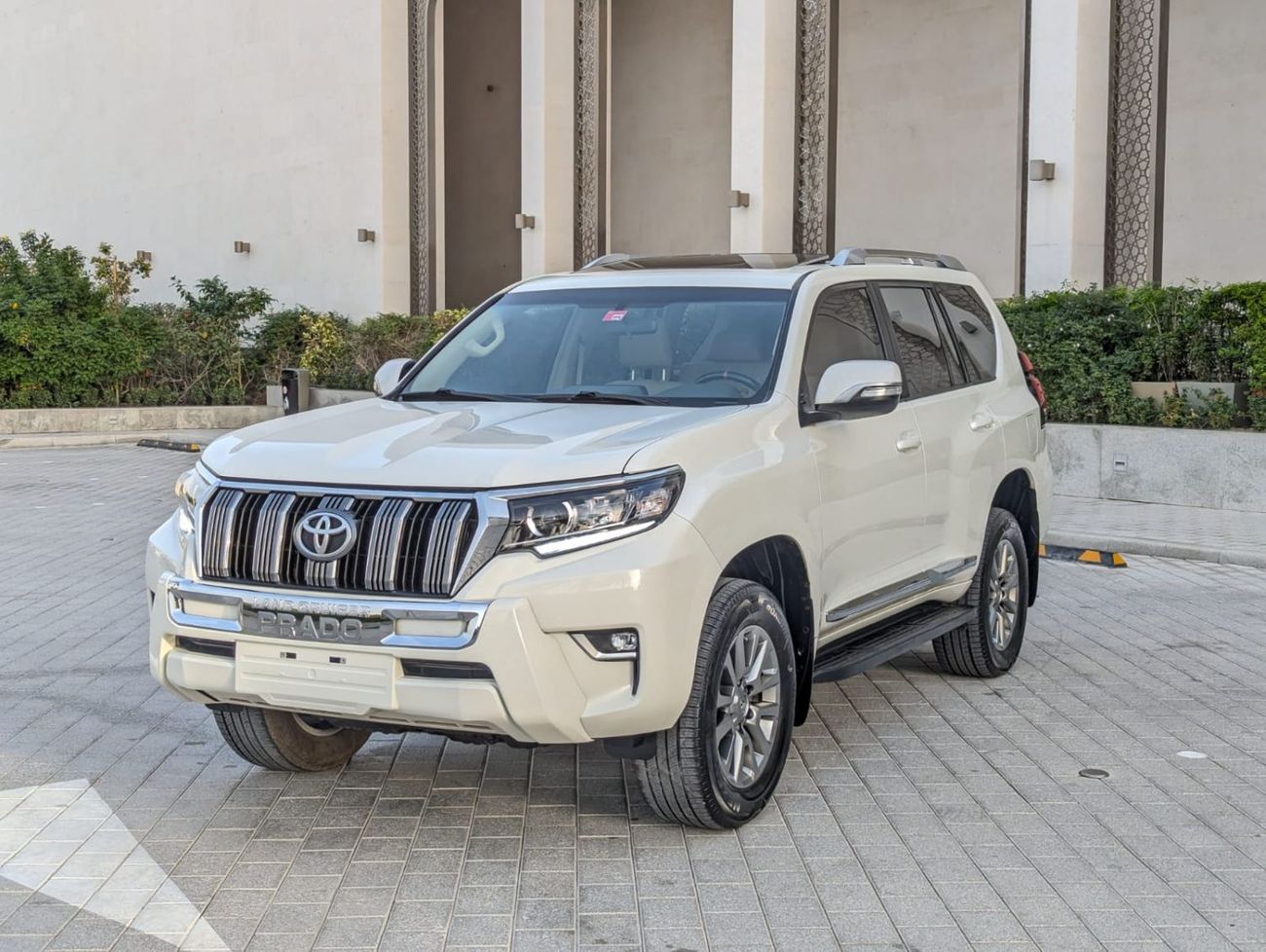 تويوتا برادو Toyota Prado 2018 gxr white colour LHD automatic gear