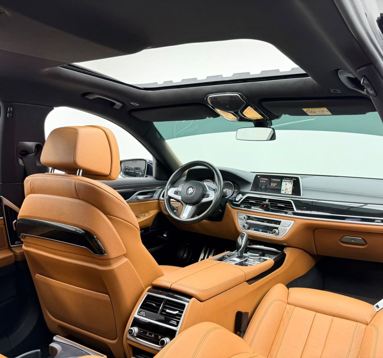 BMW 730Li M SPORT 2018 BMW 730Li M-Sport, 2028 BMW Service Pack, Full BMW Service History, Fully Loaded, GCC