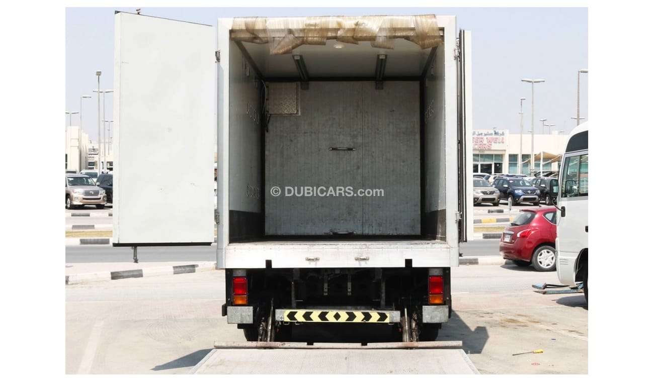 Isuzu Reward 2019 | NPR REWARD REFRIGERATOR T-600 - R - THERMO KING | MULTI PURPOSE TRUCK WITH GCC SPECS
