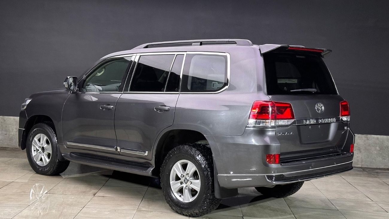 Toyota Land Cruiser Toyota Land Cruiser 2021 Sahara v8 full options RHD